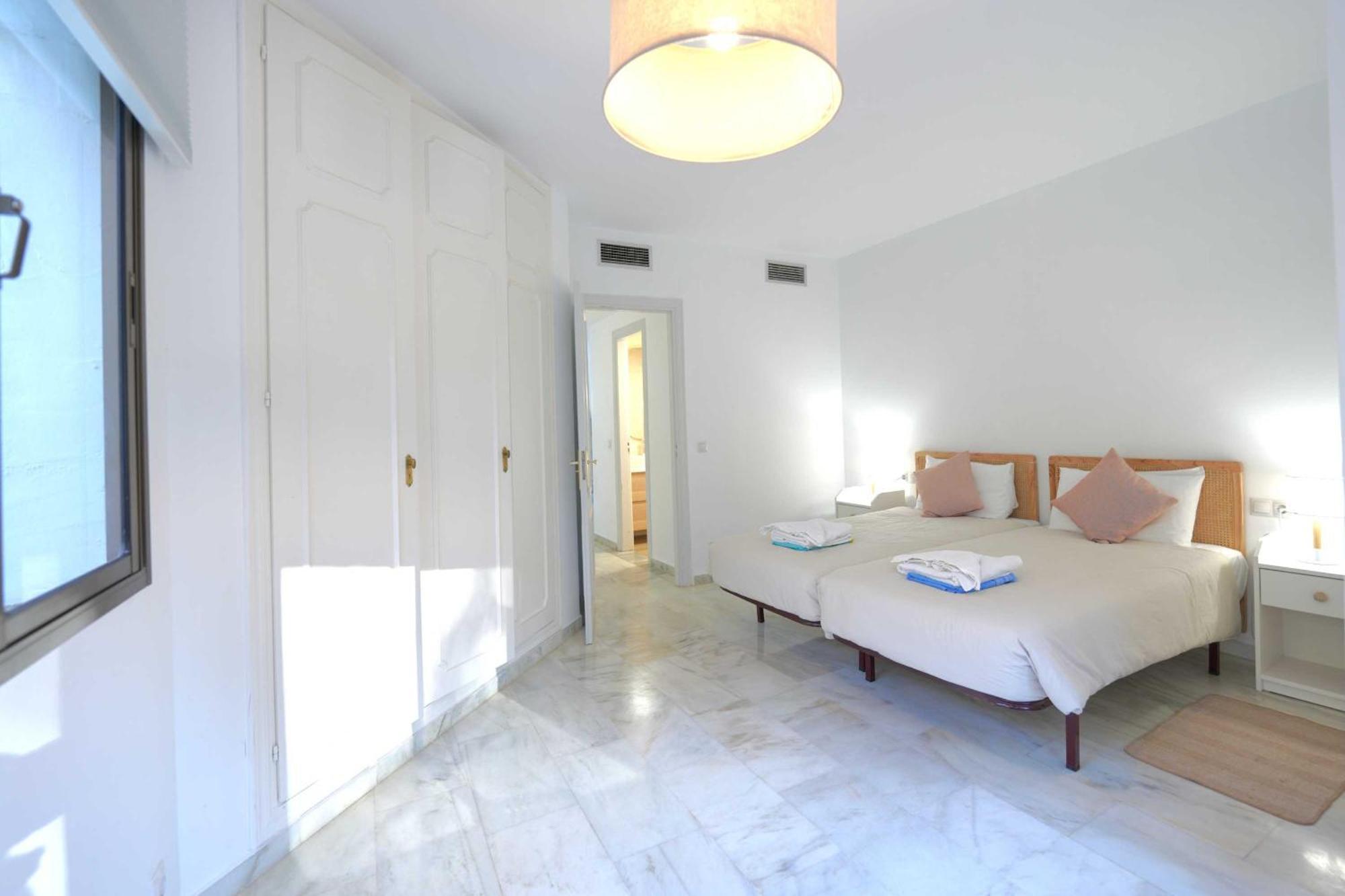 2035 Golden Modern * Marbella